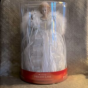 Macy’s Holiday Lane - Tree Topper.